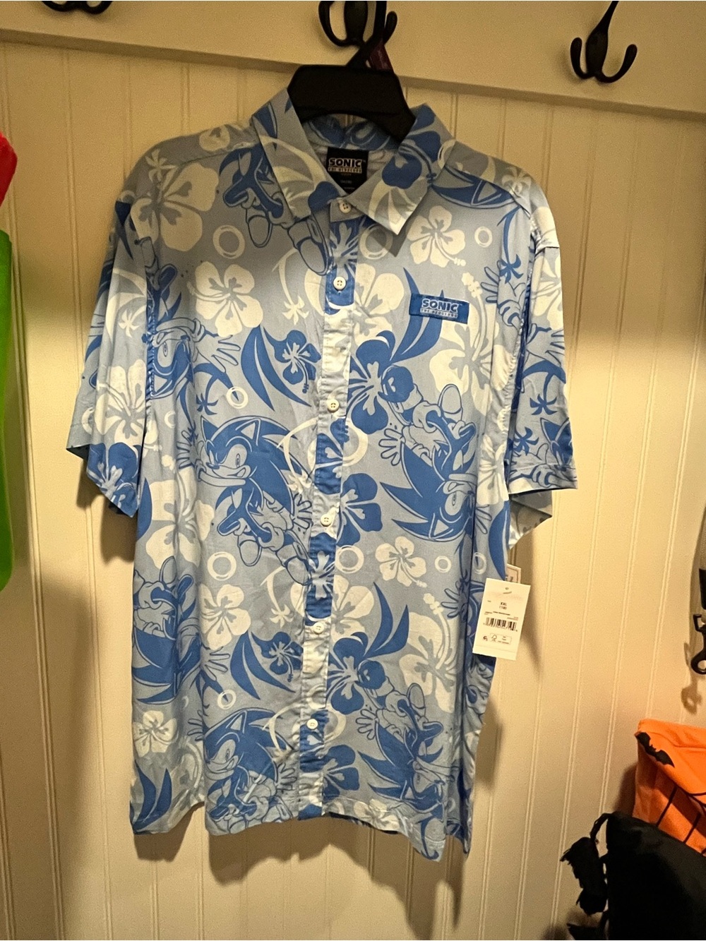 Boy’s Sonic the Hedgehog Blue Floral Short-Sleeve Button-Up Shirt size 18 New